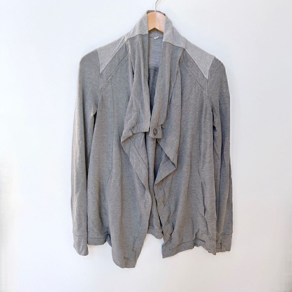 Lululemon Cardigan Sweater Open Front Drapey Wrap Athleisure Gray women’s 6